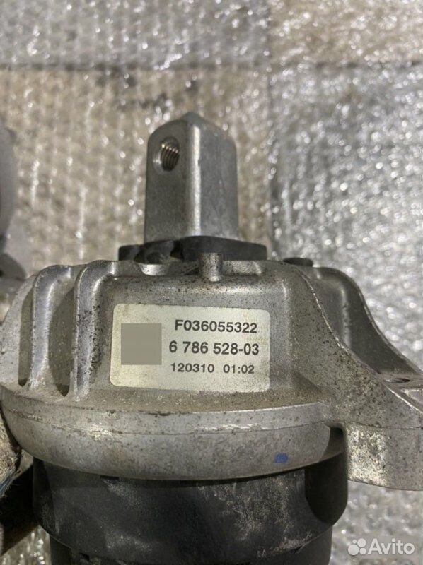Подушка двигателя BMW 5 F10 N52B30 2010
