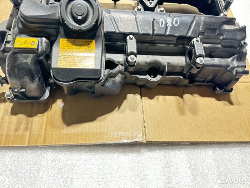 Крышка клапанов BMW 3 F30 N20B20 2012