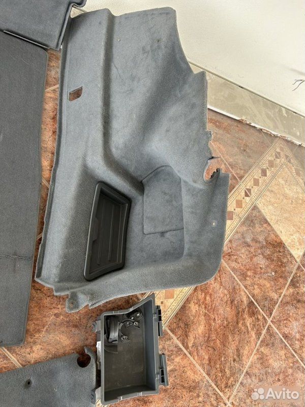 Обшивка багажника BMW 7 F01 N54B30 2010