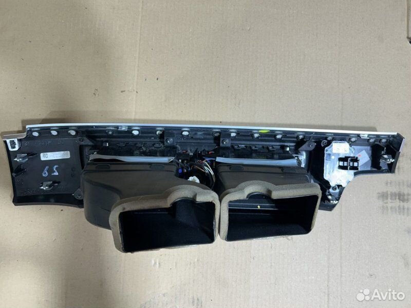 Дефлектор отопителя BMW 7 F01 N54B30 2010