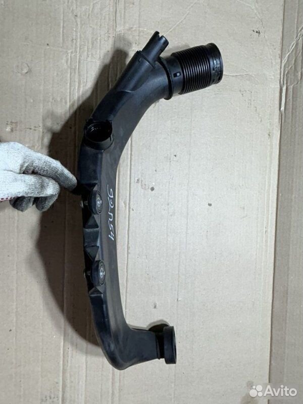 Воздуховод наддува BMW 3 E92 N54B30 2010