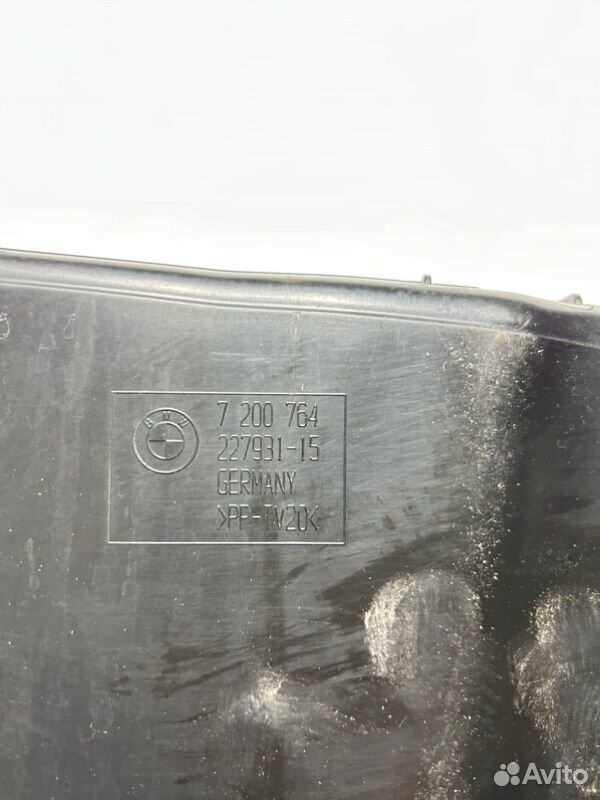 Воздуховод тормозов правый BMW 5 F07 N63B44 2013