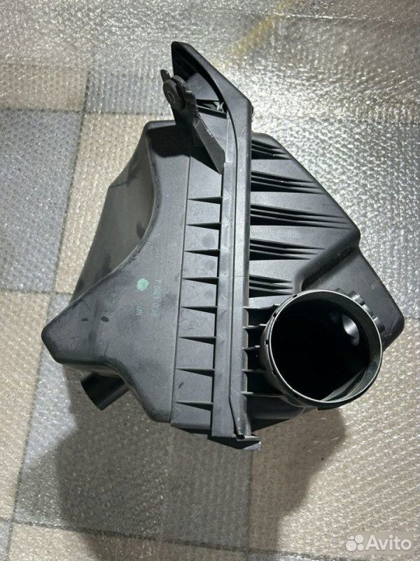 Корпус воздушного фильтра BMW 5 E60 M52B25 2005