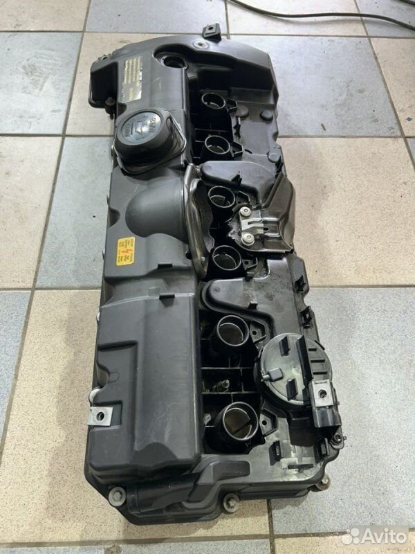Крышка клапанов BMW X5 E70 N52B30 2008