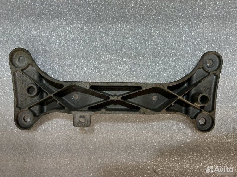 Кронштейн АКПП BMW X1 E84 N46B20 2010