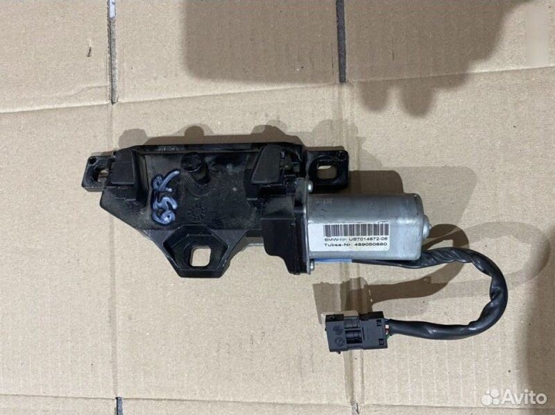 Привод замка крышки багажника BMW 7 E65 N62B48