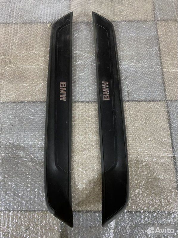 Накладка порога BMW X1 E84 N46B20 2010