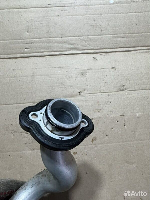Патрубок охлаждения BMW X3 F25 N52B30 2010