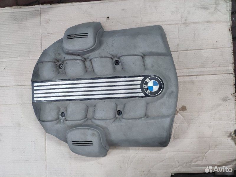 Декоративная крышка двигателя BMW 7 E65 N62B44