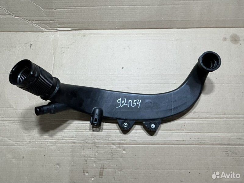Воздуховод наддува BMW 3 E92 N54B30 2010
