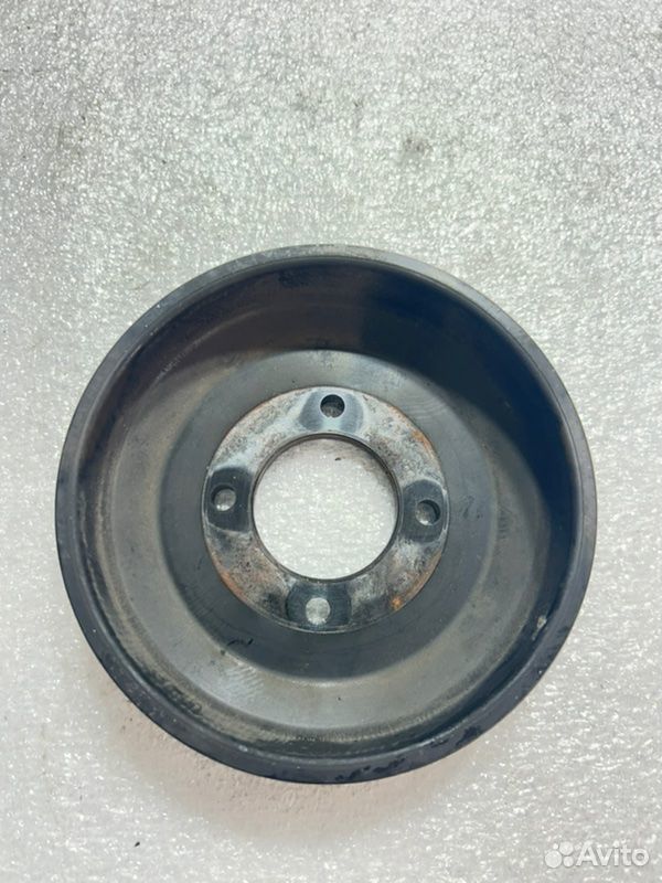 Шкив помпы BMW X5 E70 N62B48 2008