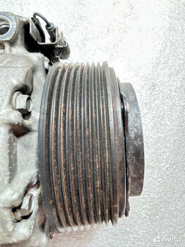 Компрессор кондиционера BMW 5 F10 N52B25 2010