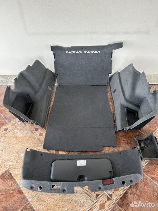 Обшивка багажника BMW 7 F01 N54B30 2010