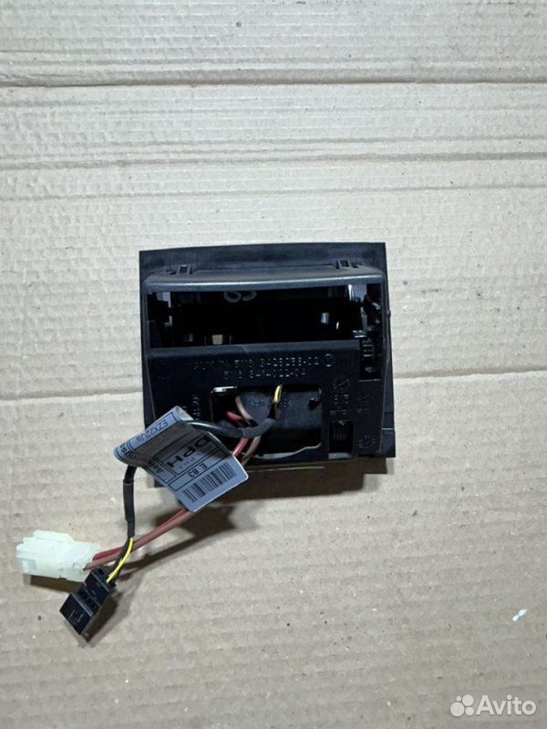Разьем AUX BMW X3 E83 N52B30 2006