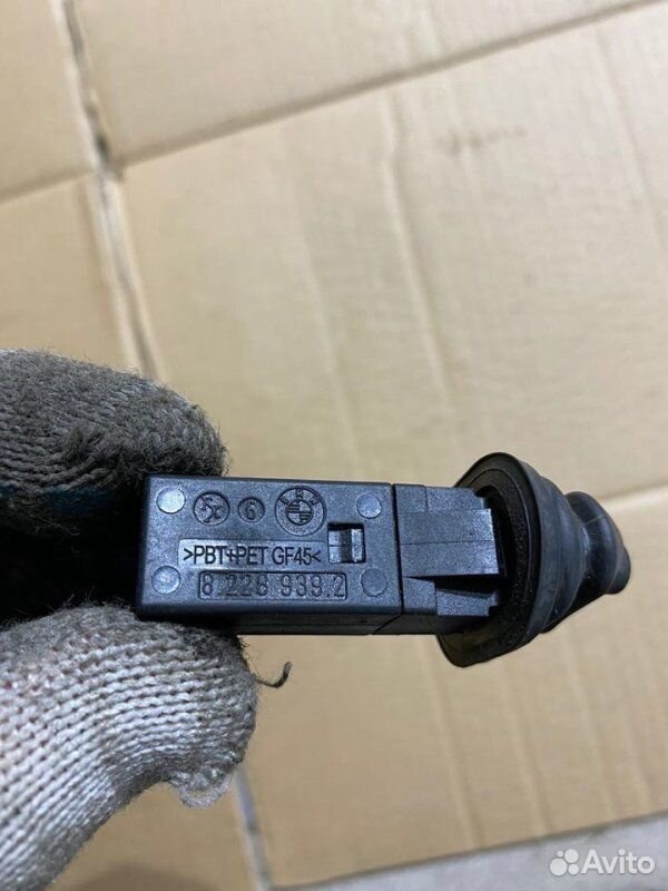 Упорный буфер с выталкивателем BMW X5 E70 N52B30AF