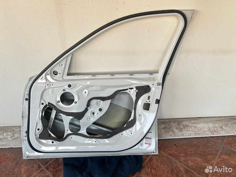 Дверь передняя правая BMW 3 F30 N20B20 2012