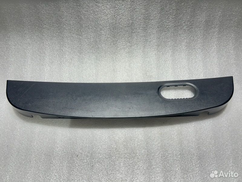 Облицовка багажной двери BMW 5 E39 M54B30 2003