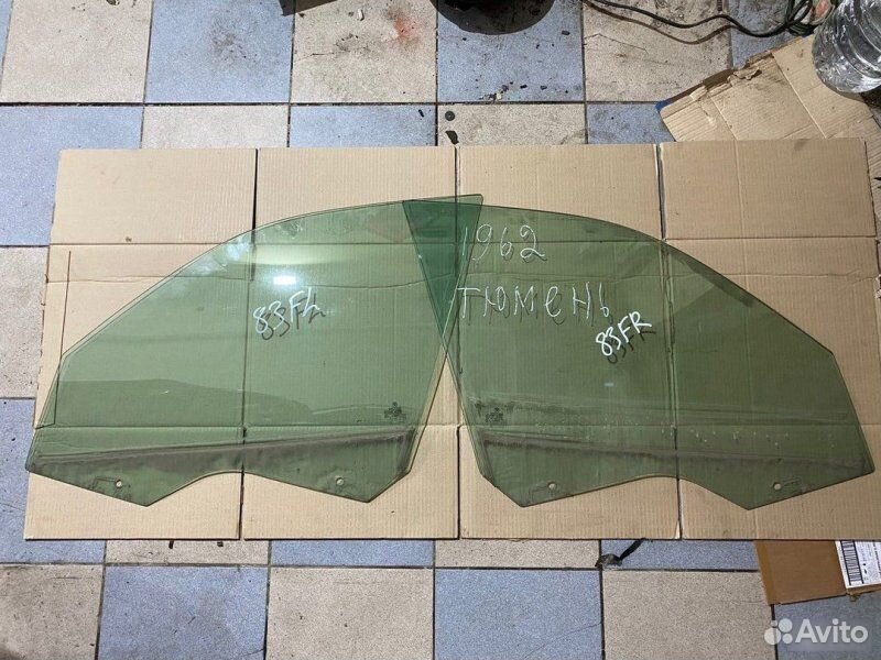 Стекло боковое BMW X3 E83 N52B30 2007