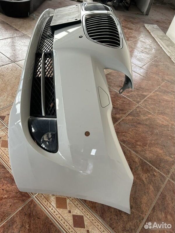 Бампер передний BMW 5 F10 N52B30 2010