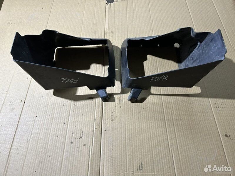 Воздуховод BMW 7 F01 N54B30 2010