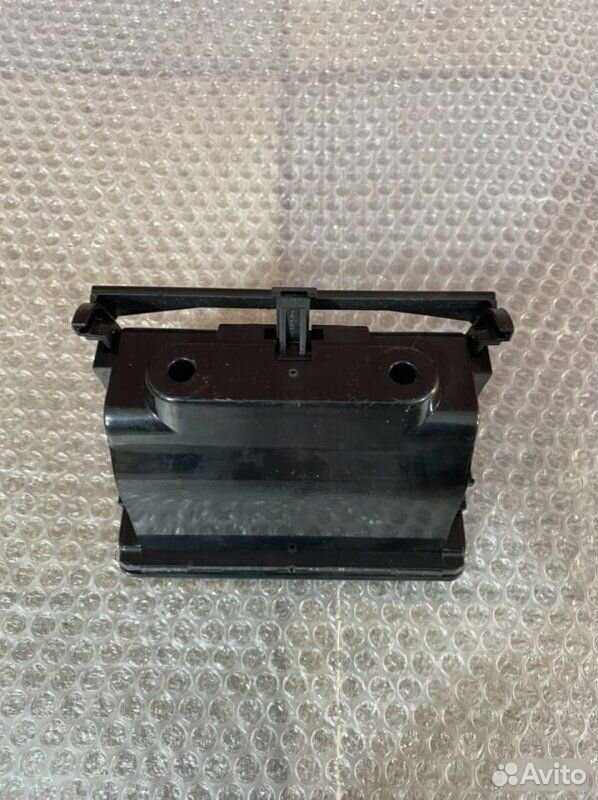 Пепельница передняя BMW 3 E46 M54B30 2003