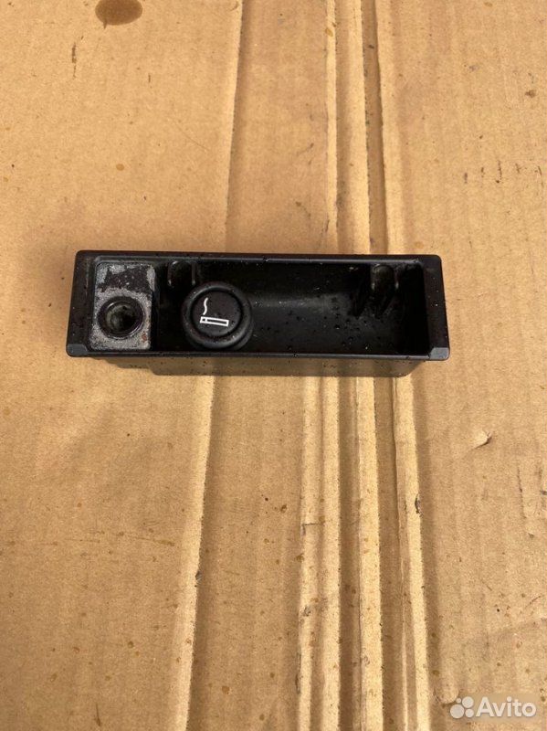Пепельница с прикуривателем BMW 3 E46 M54B30 2003