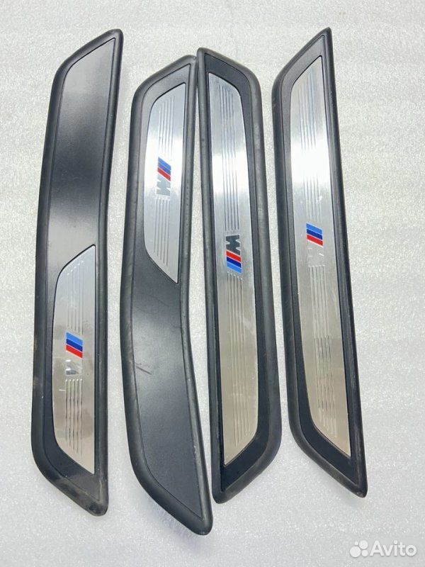 Накладки на пороги BMW 7 F01 N54B30 2010