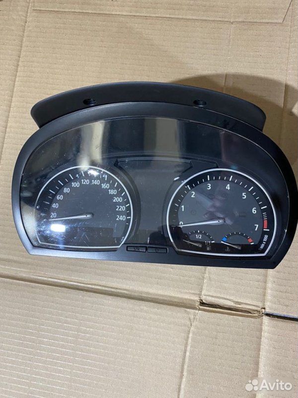 Панель приборов BMW X3 E83 M54B30 2004