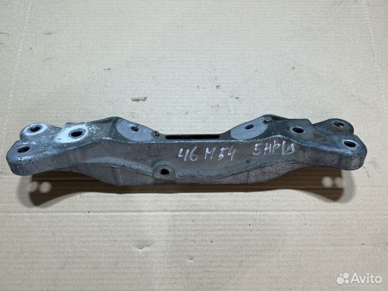 Кронштейн АКПП BMW 5 E39 M54B30 2003