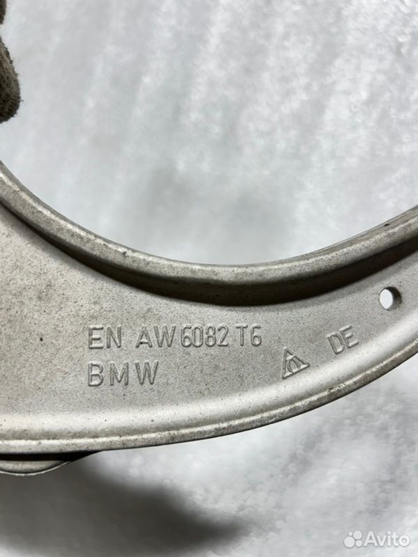 Рычаг верхний передний BMW 5 F10 N52B30AF 2011