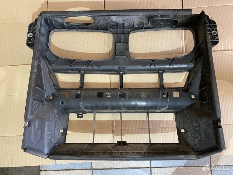 Воздуховод радиатора BMW X5 E70 N52B30 2010