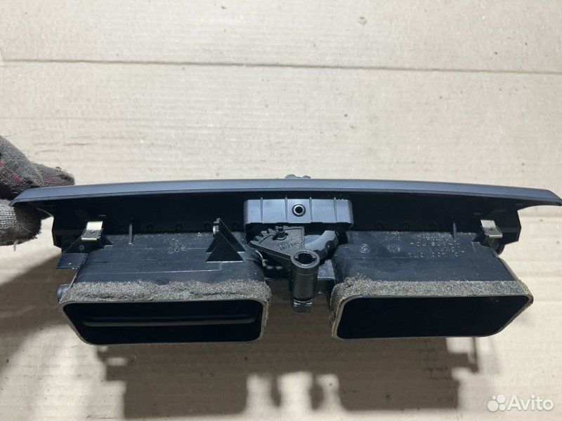 Воздуховод отопителя центральный BMW X3 E83 N52B30