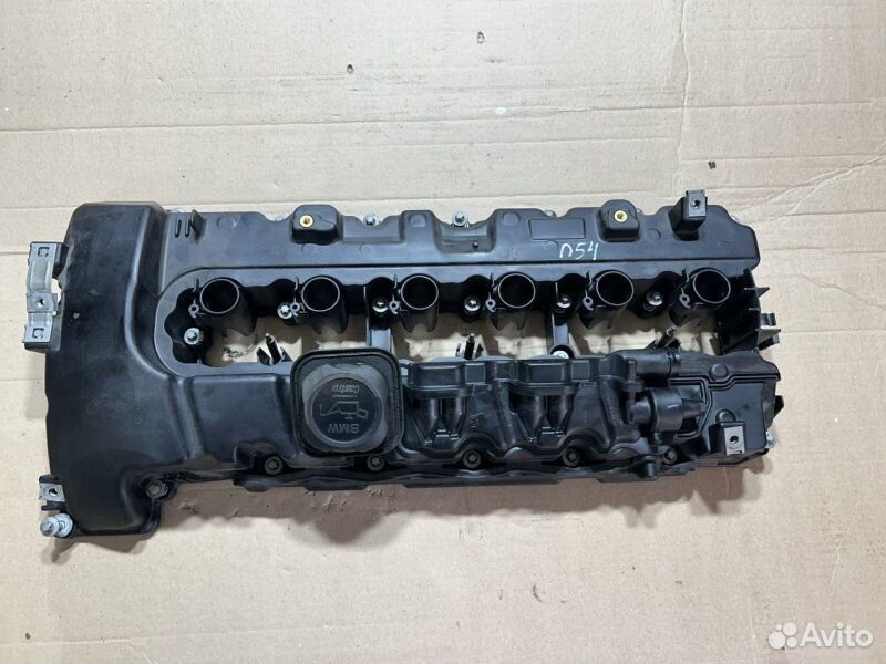 Крышка клапанов BMW 3 E92 N54B30 2010