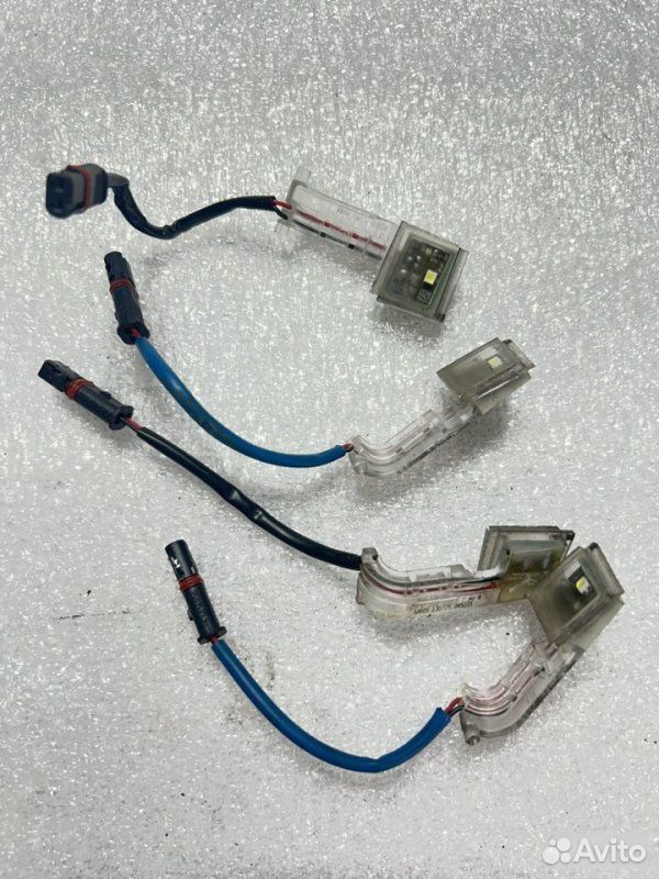 Подсветка ручки двери BMW 3 F30 N20B20 2012