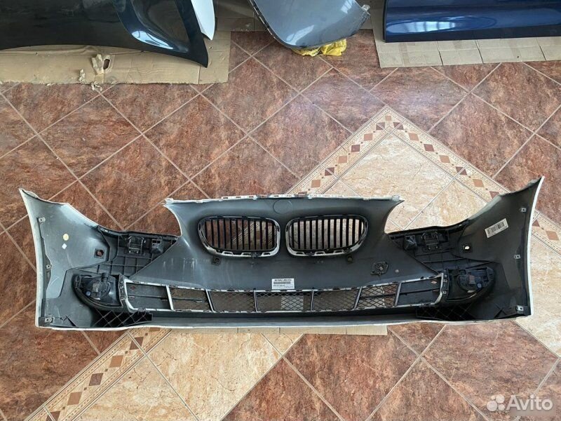Бампер передний BMW 5 F10 N52B30 2010