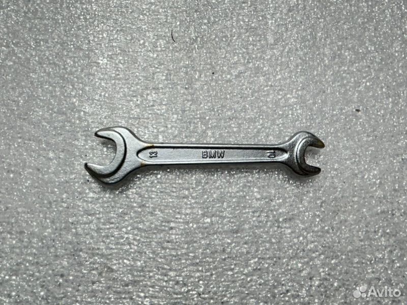 Ключ рожковый BMW X3 E83 N52B30AF 2008