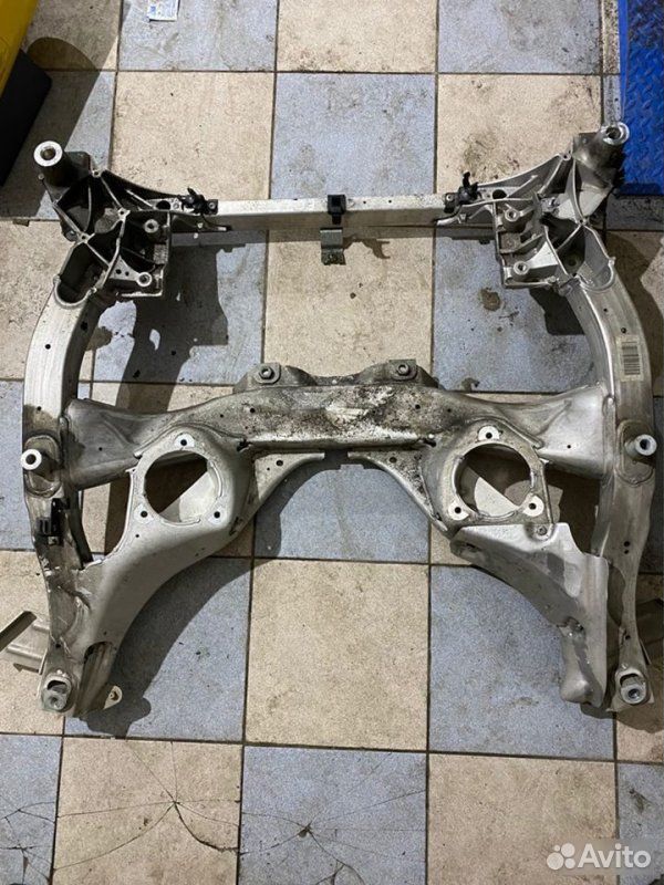 Подрамник передний BMW 5 F07 N55B30 2011