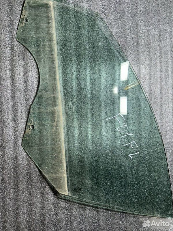 Стекло боковое BMW 7 F01 N54B30 2010