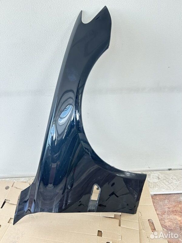Крыло переднее правое BMW 7 F01 N54B30 2010