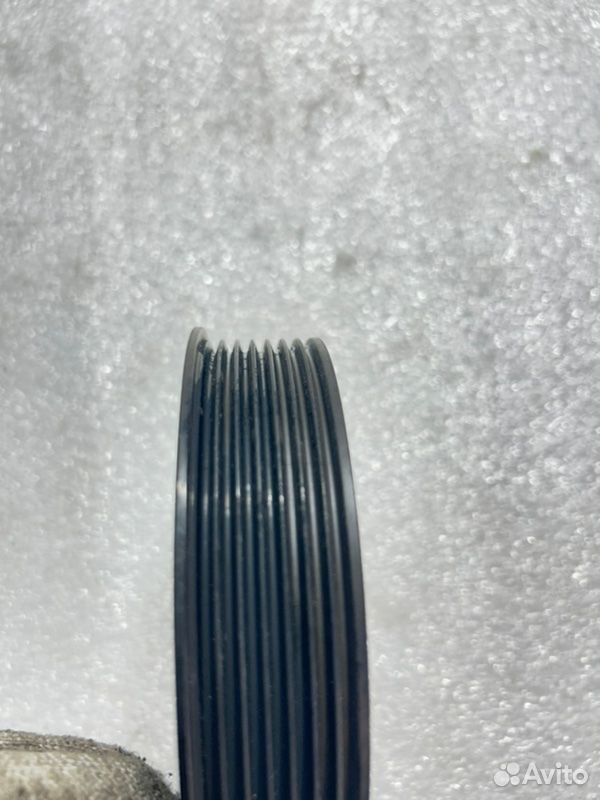 Шкив помпы BMW X5 E70 N62B48 2008