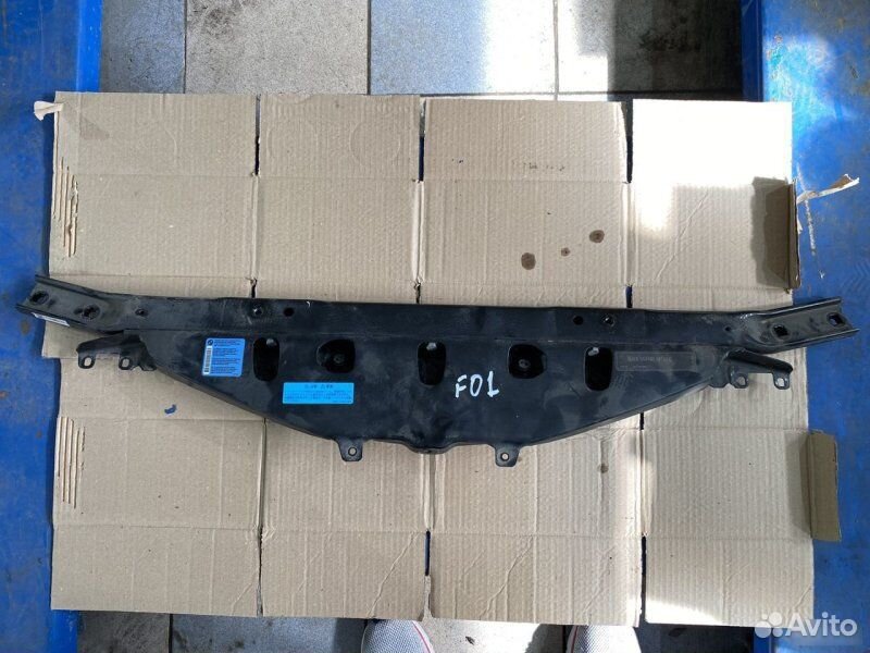 Панель передний BMW 7 F01 N54B30 2010