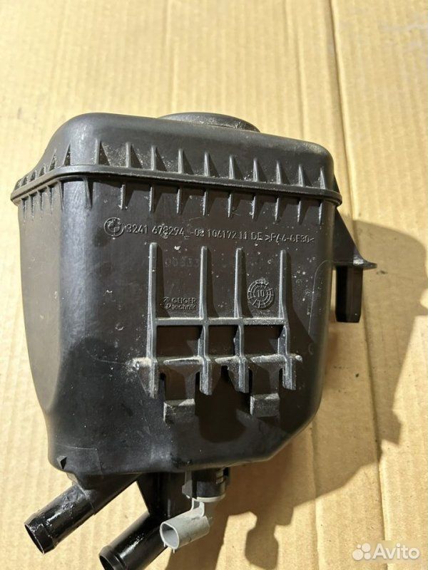 Бачок гур BMW 7 F01 N54B30 2010