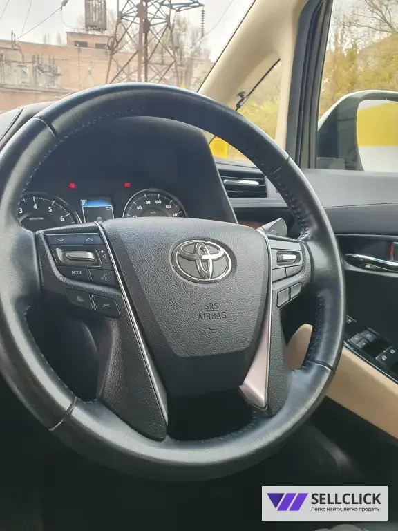 Toyota Vellfire 2,5 Вариатор, 2019, 118000 км