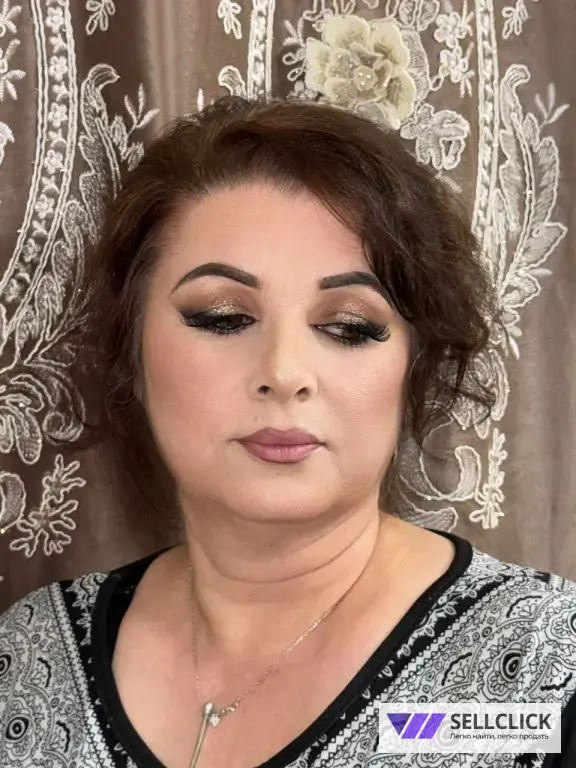 Макияж и прическа