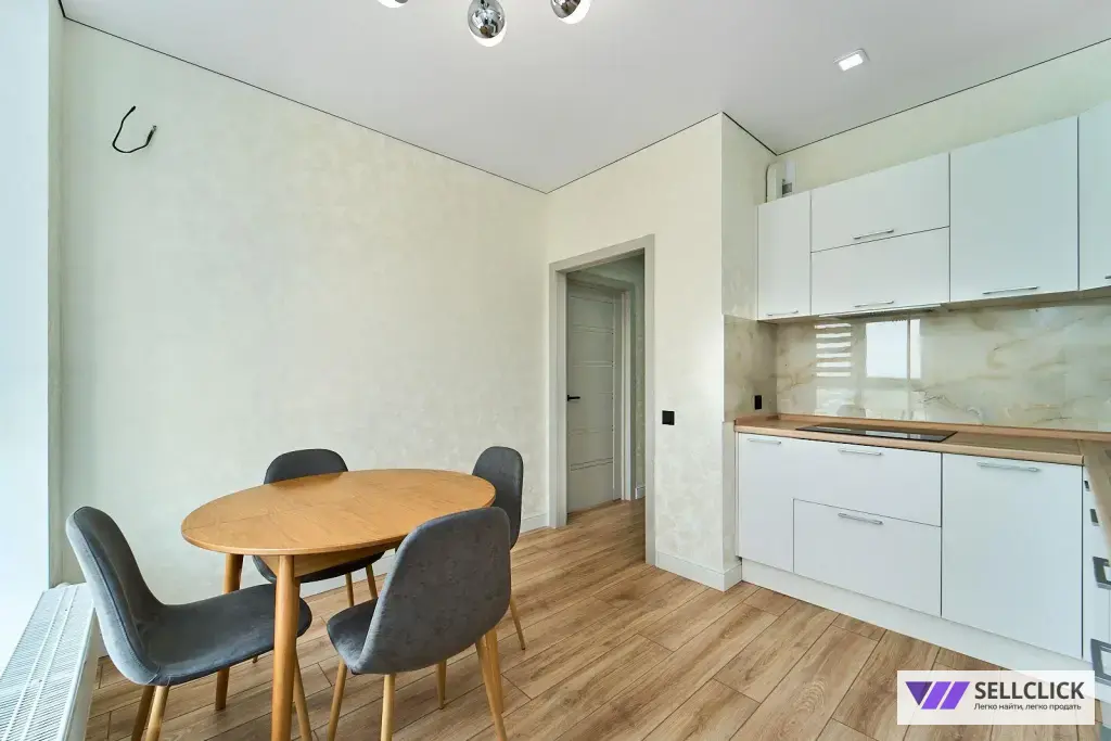 Квартира 1 комната, 40 м², 24/24 эт., Агент
