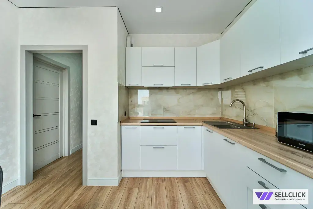 Квартира 1 комната, 40 м², 24/24 эт., Агент