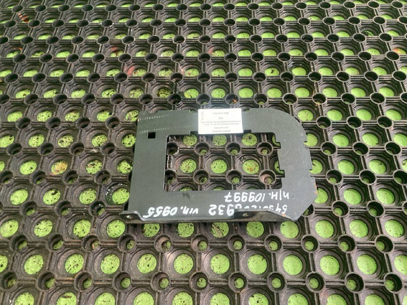 Кронштейн KAMAZ 5490-DC