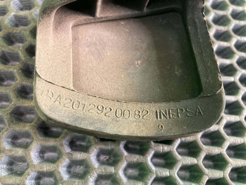 Накладка педали тормоза (р) KAMAZ 5490-S5
