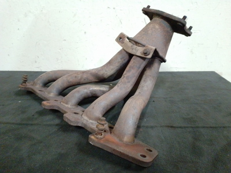 Коллектор впускной не под катализатор на Volvo S60 I 2000-2009г\n2.4 B5244S Volvo S60 S80 S40\nОригинал.\nВ отличном состоянии. Без дефектов.\nГарантия на установку и проверку.\nОтправим в регионы ТК.\nНа этот автомобиль есть и другие запчасти.