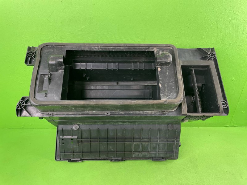 Корпус фильтра салона FAW J7